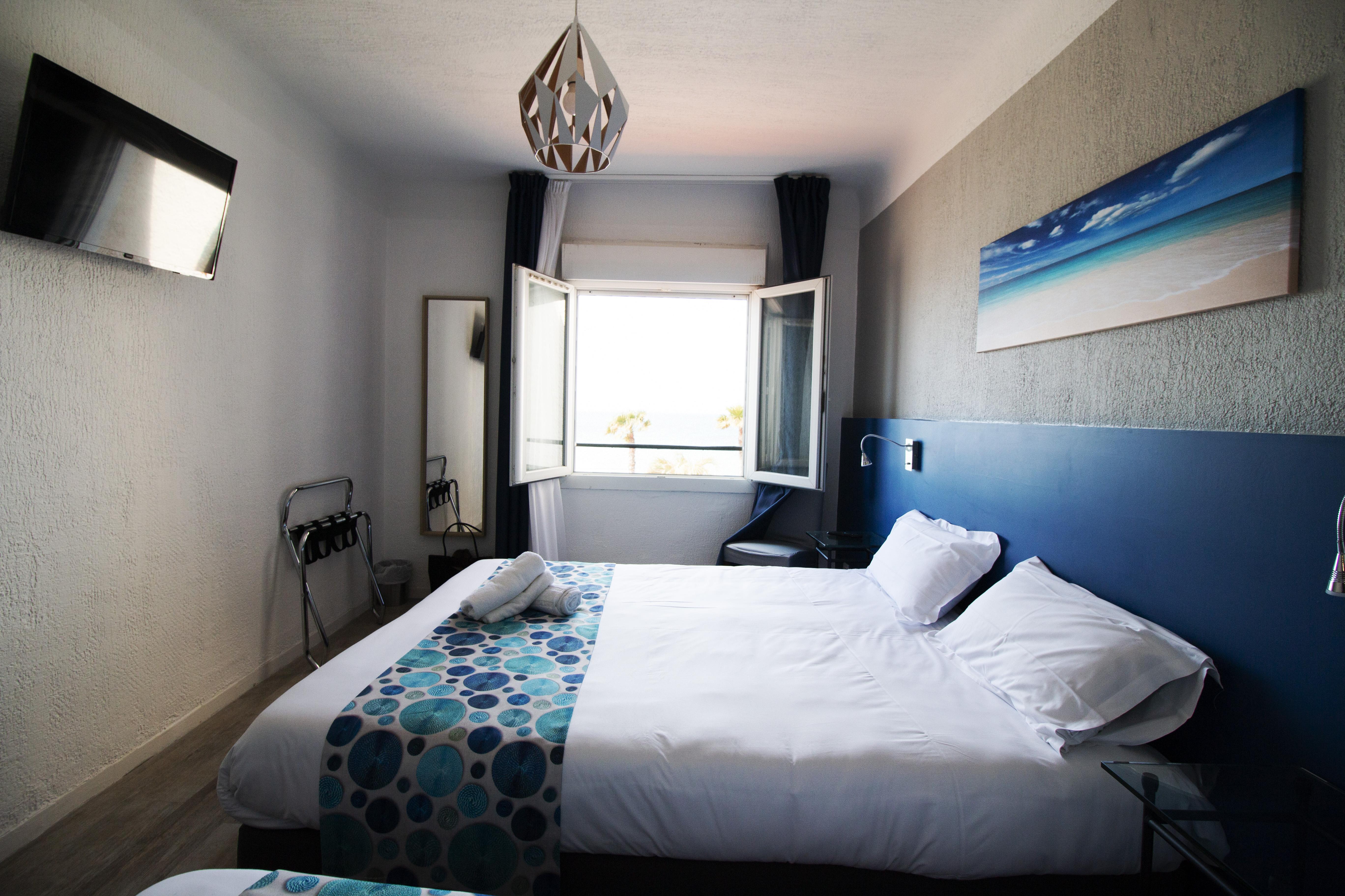 Hotel Bel Azur Six-Fours-les-Plages Bagian luar foto