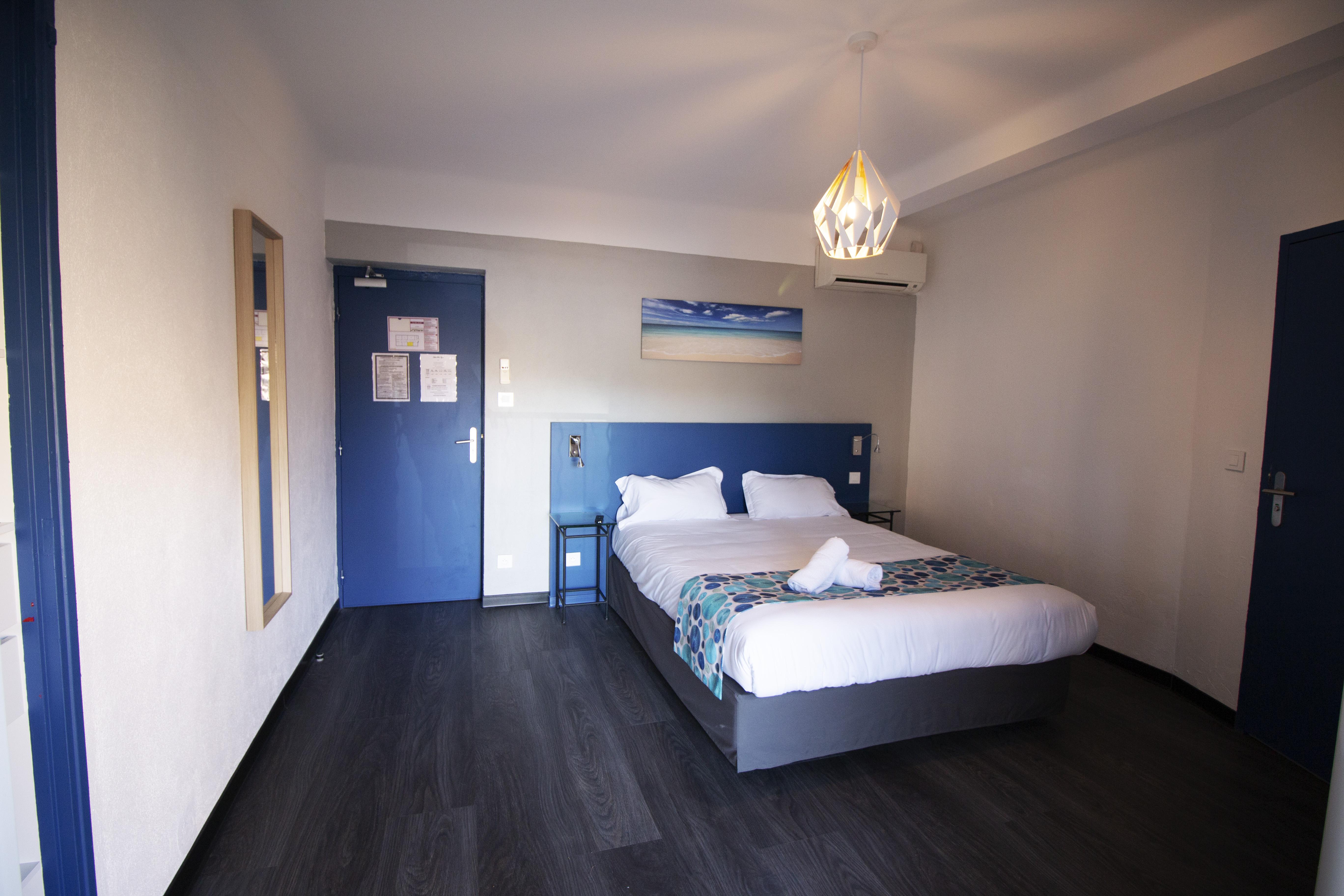 Hotel Bel Azur Six-Fours-les-Plages Bagian luar foto