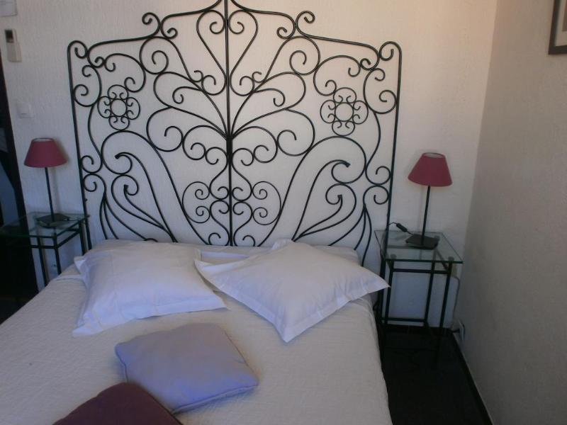 Hotel Bel Azur Six-Fours-les-Plages Bagian luar foto